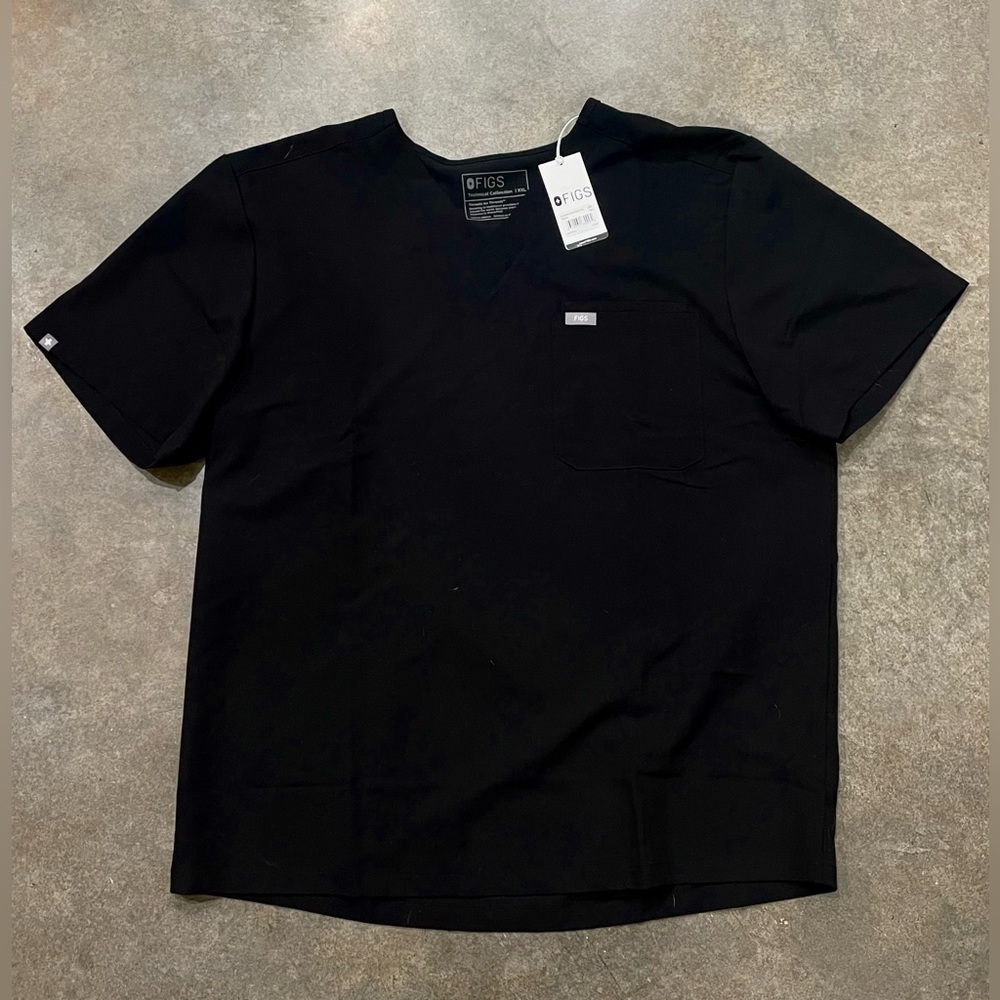 Figs Mens Leon Two Pocket scrub top